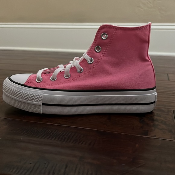 Converse - Picture 5 of 5